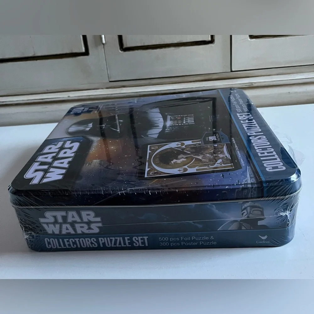New 2011 Star Wars Collectors Foil Puzzle Set 500 Pieces + 300 Piece Poster